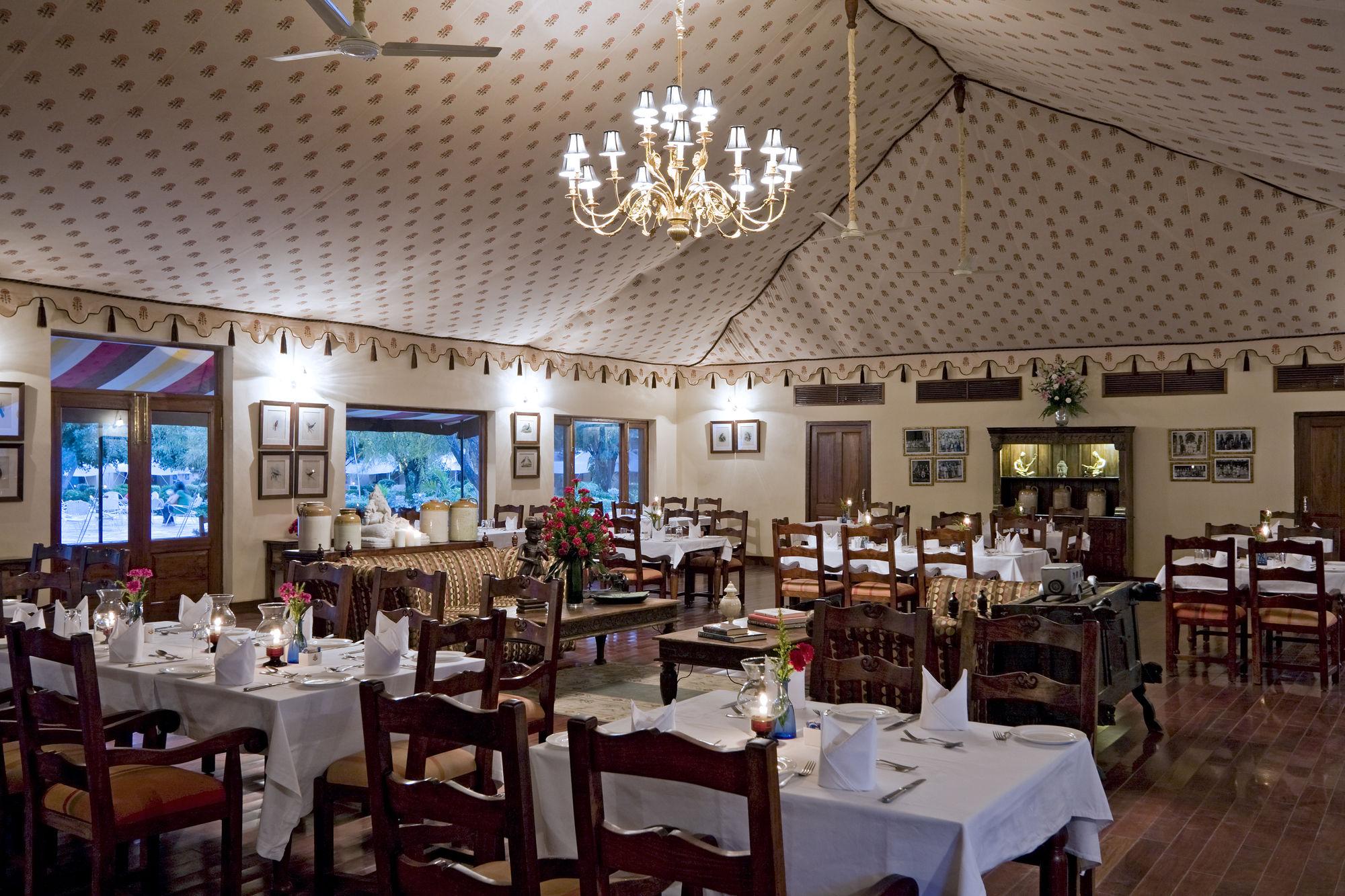 Samode Bagh Hotel Bagian luar foto